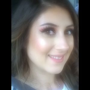 Meet your Posher, Farah